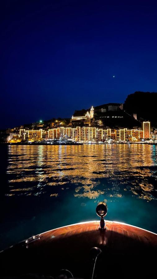 Seafront Rooftop Flat W/ Terrace Porto Venere Extérieur photo